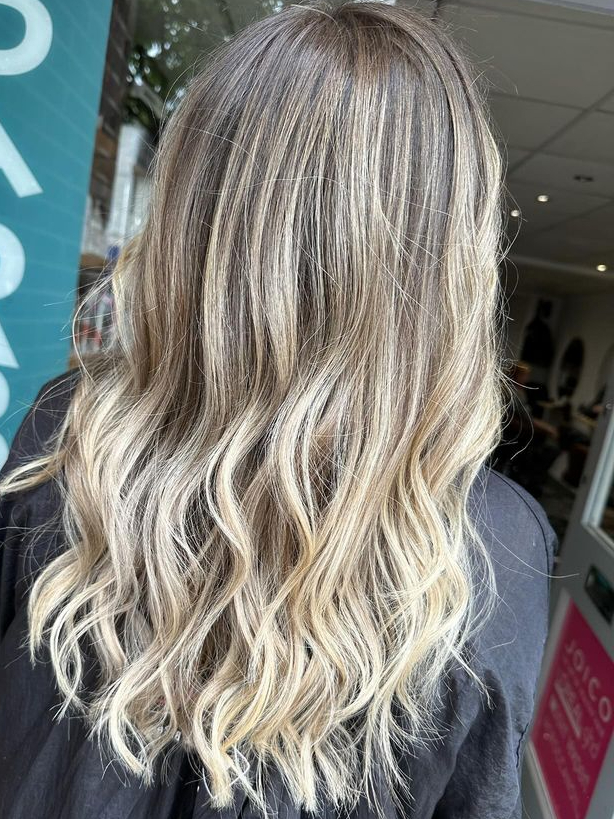 Beach waves, perfect for festivals